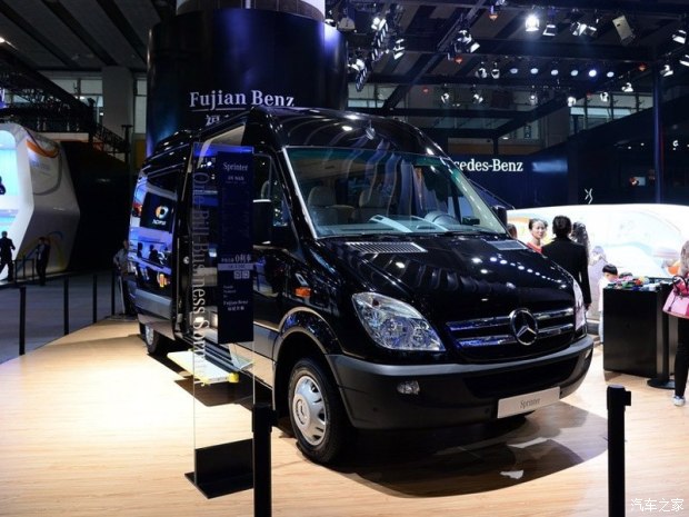 福建奔馳 凌特 2016款 2.1T暢旅 長軸加長版